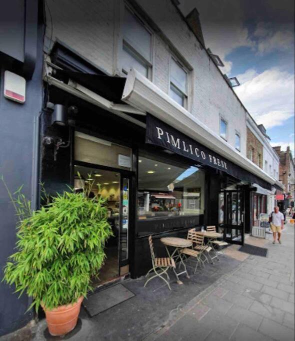 Stunning Grand 2 Bed, 2 Bath Apartment, London Exterior photo